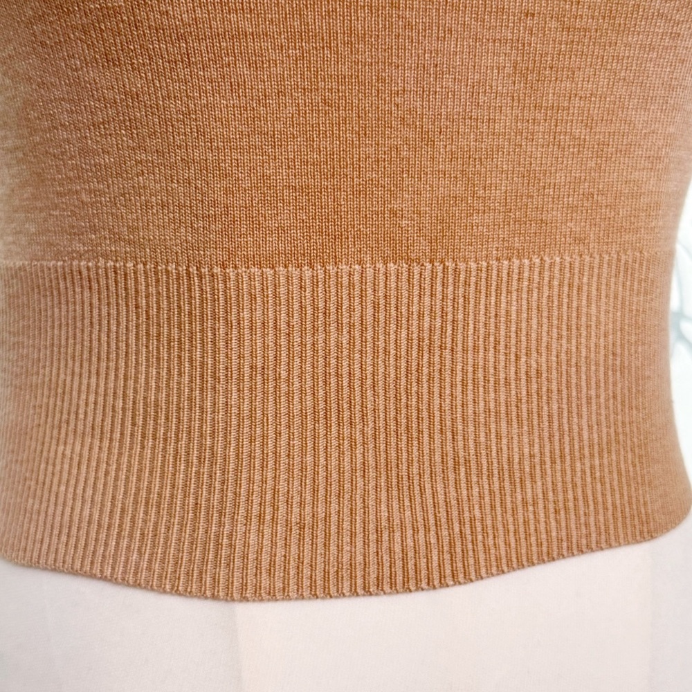 REFORMATION TAN KNIT SPAGHETTI STRAP V-NECK CROP TOP - Picture 5 of 7